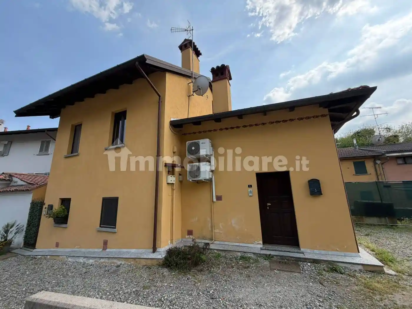 Appartamento in vendita a Oleggio Castello