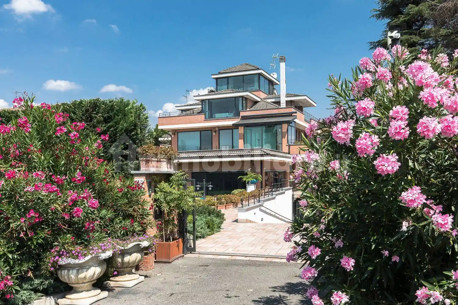Casa indipendente in vendita a Pantigliate