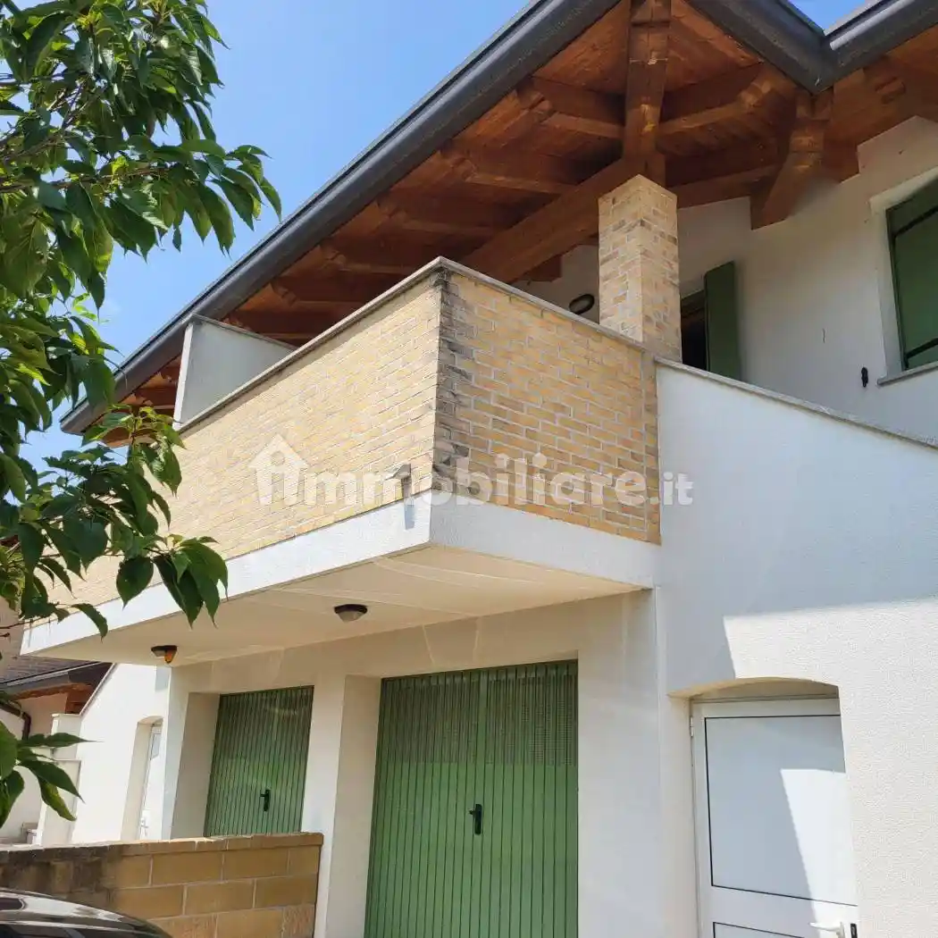 Casa indipendente in vendita a Fiumicello Villa Vicentina