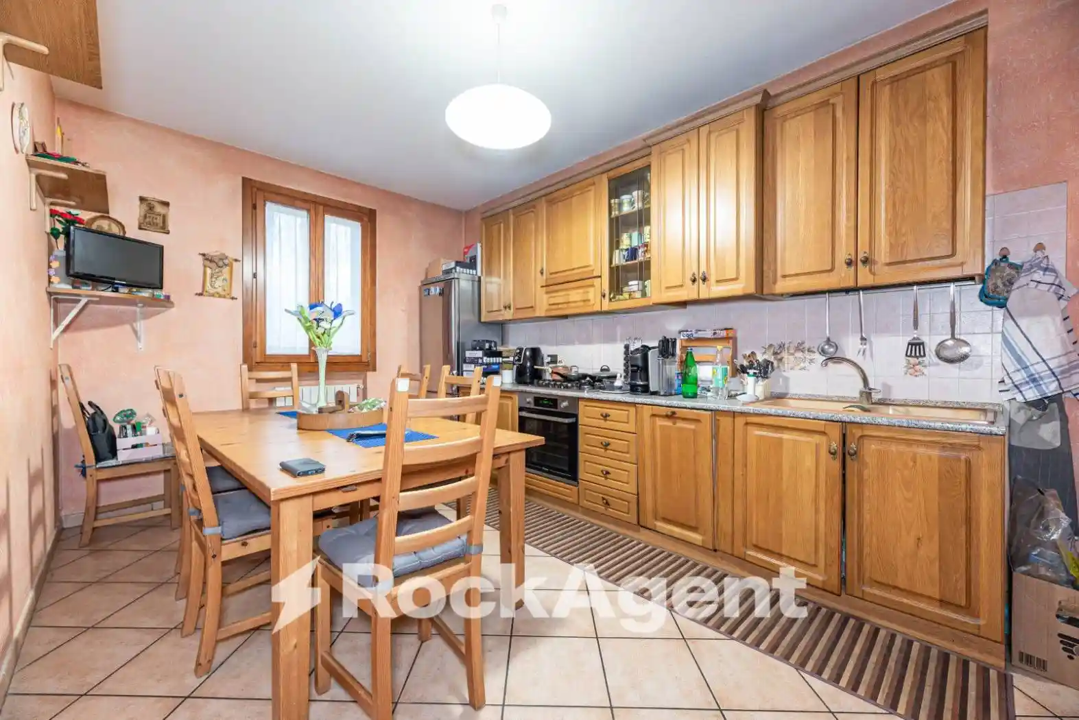 Casa indipendente in vendita a Correzzola