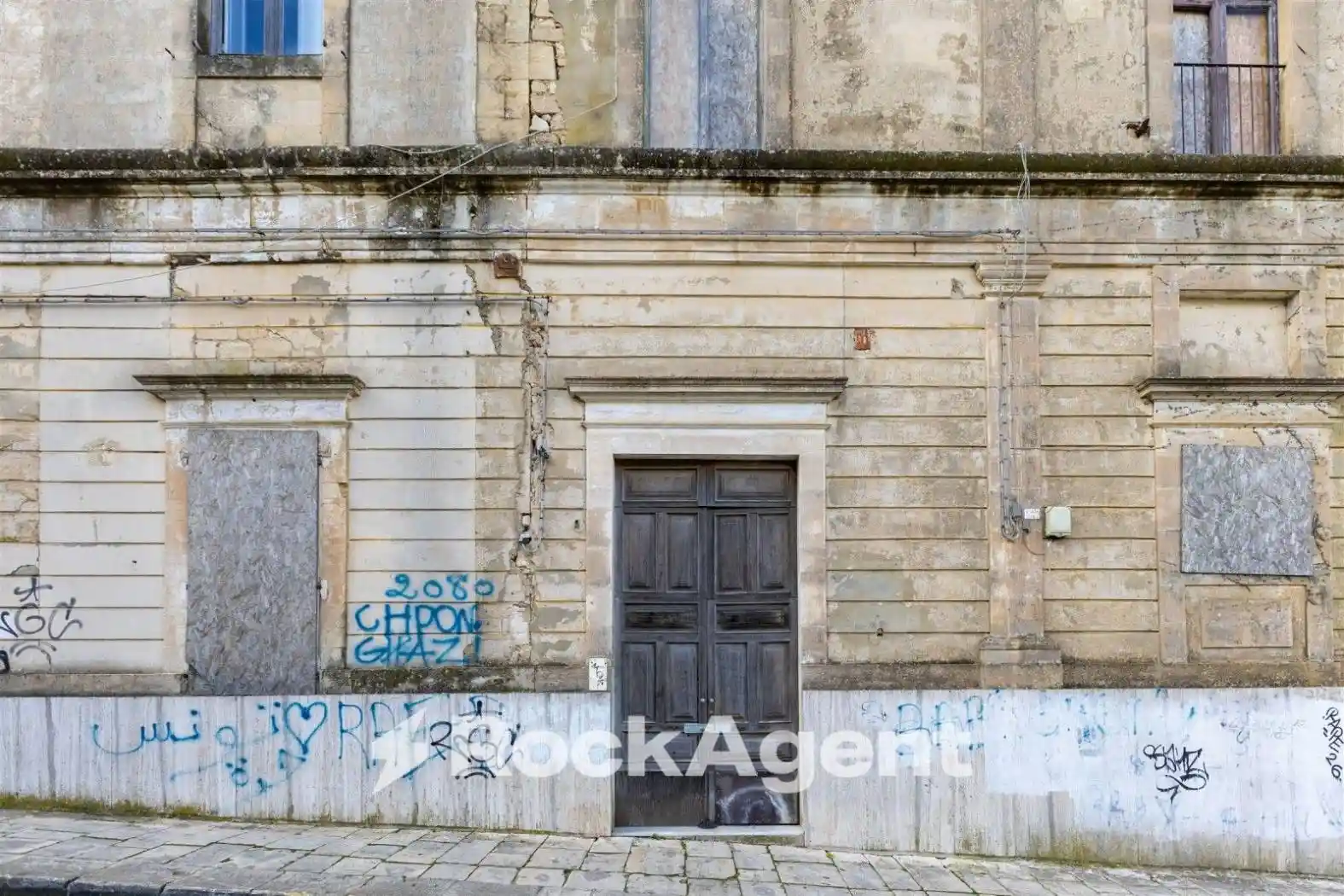 Palazzo - Edificio in vendita a Ragusa
