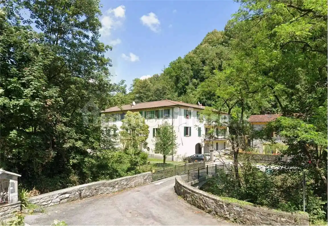 Appartamento in vendita a Asso