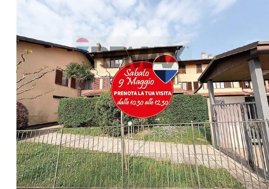 Appartamento in vendita a Gazzada Schianno