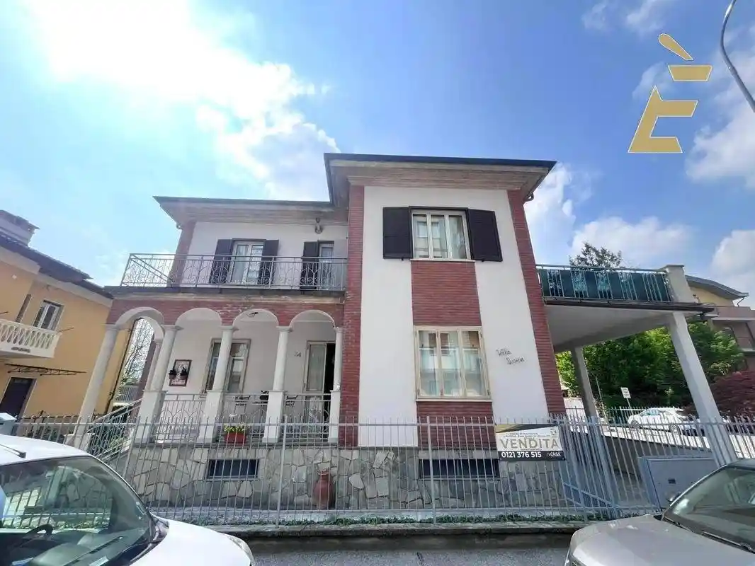 Villa in vendita a Pinerolo