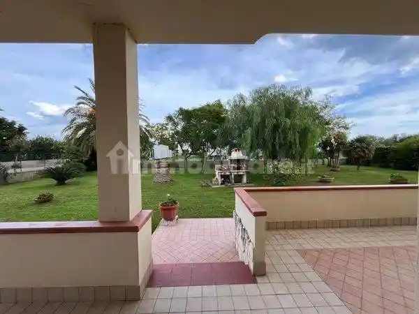 Villa in affitto a Davoli