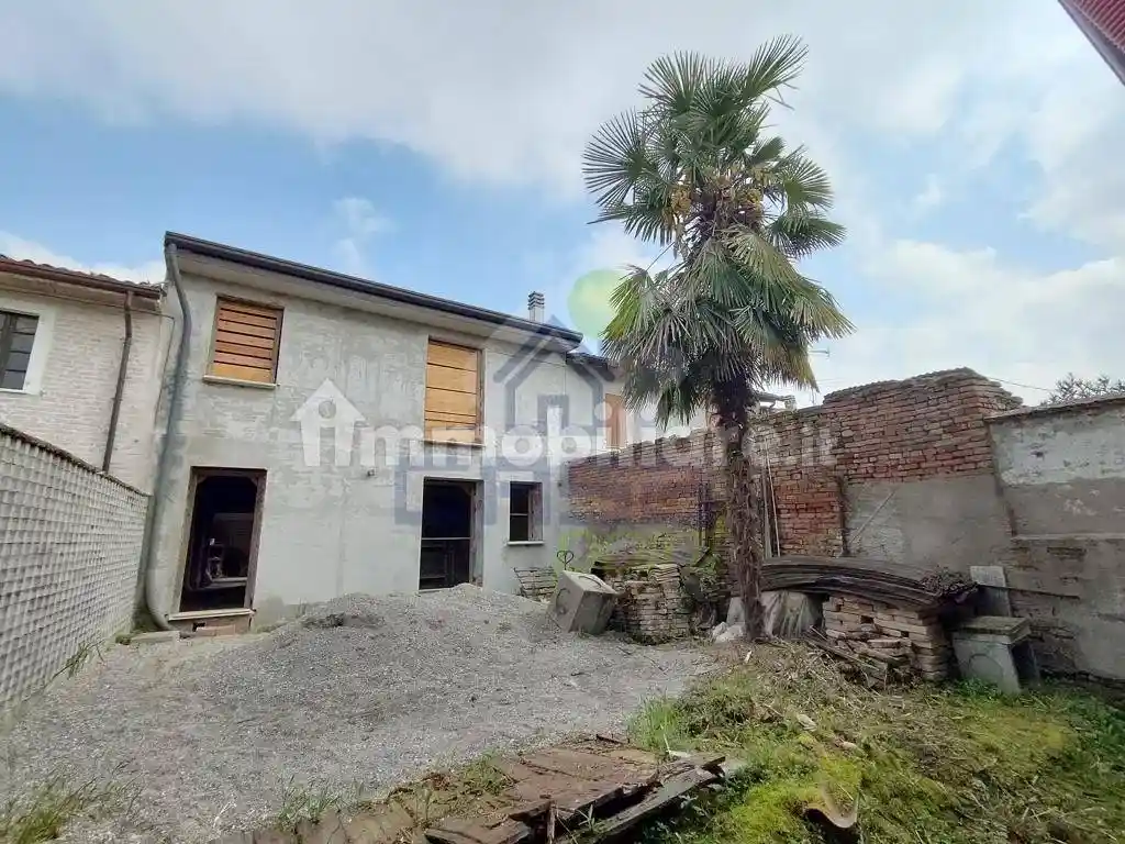 Casa indipendente in vendita a Calvatone
