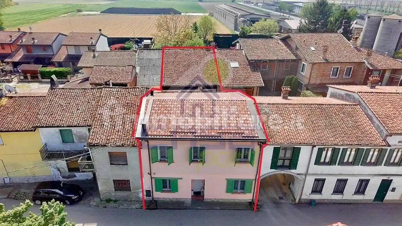 Casa indipendente in vendita a San Bassano