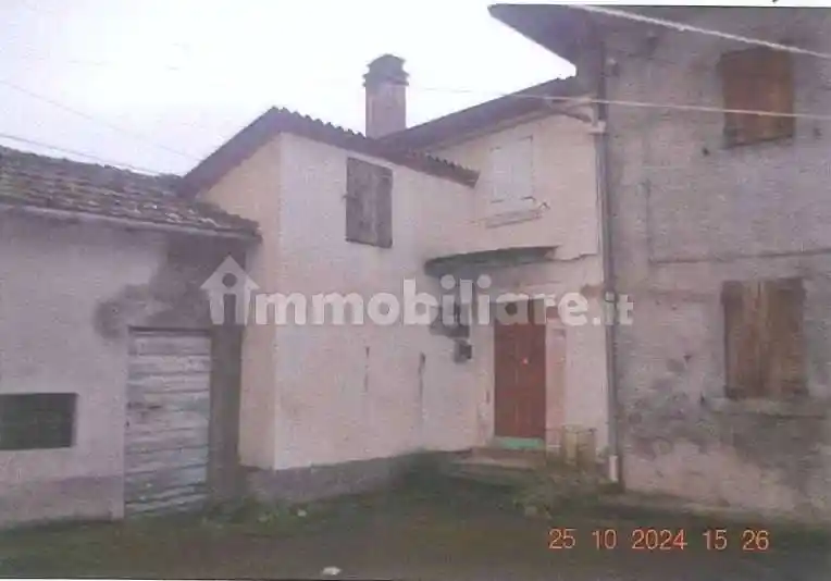 Casa indipendente in vendita a Montecreto