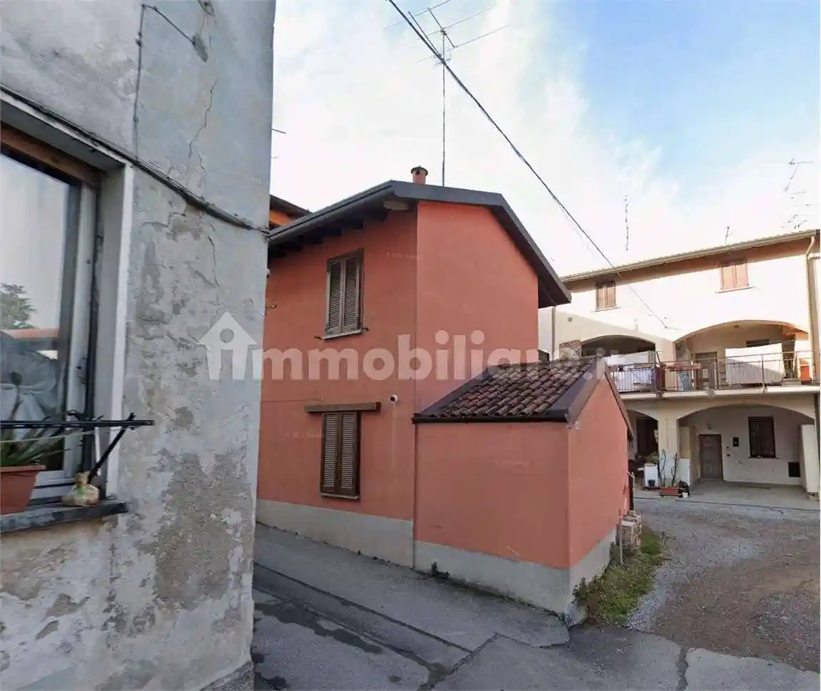 Appartamento in vendita a Bregnano