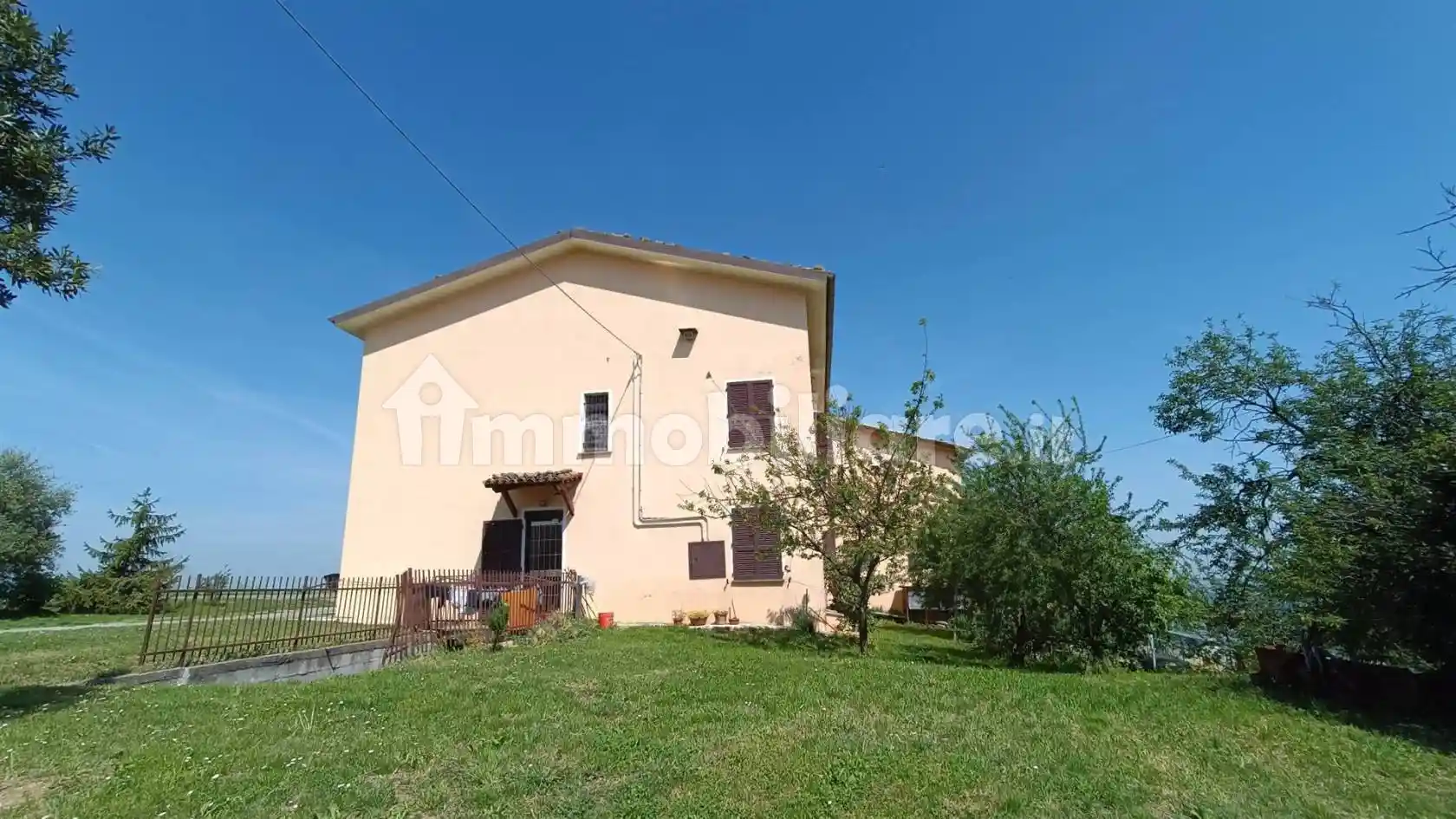 Rustico - Casale in vendita a Gropparello