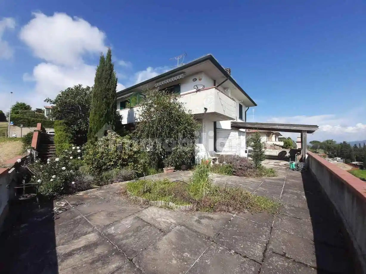 Casa indipendente in vendita a Guardistallo