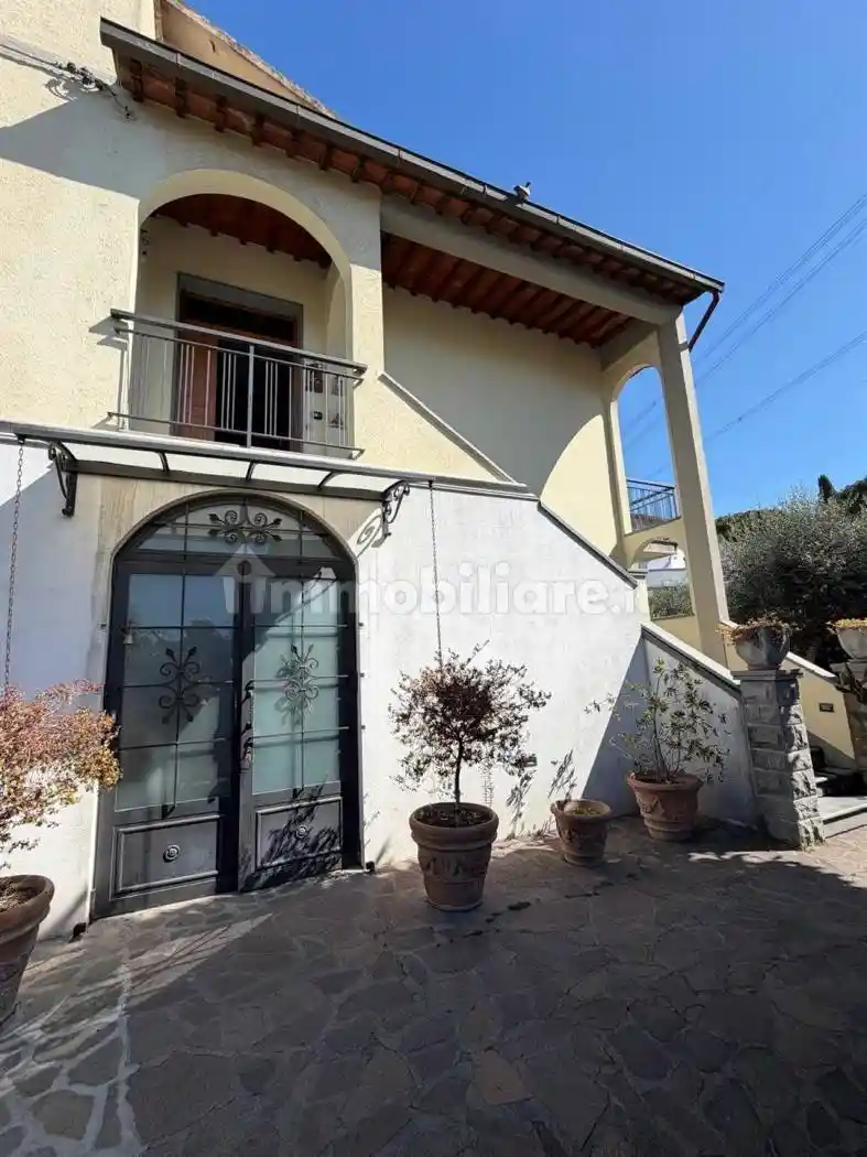 Villa in vendita a Calenzano