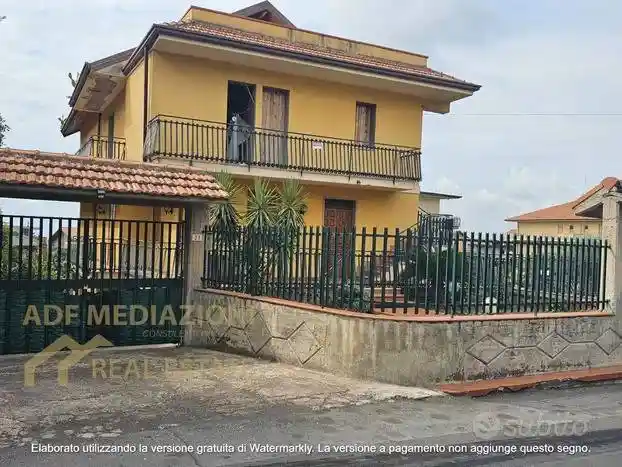 Villa in vendita a Santa Maria di Licodia