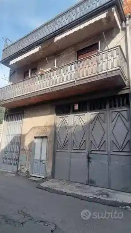 Appartamento in vendita a Paterno