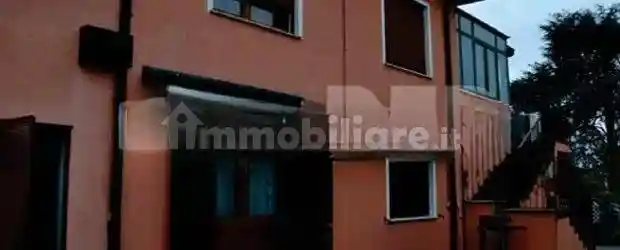 Casa indipendente in vendita a Bagnoli di Sopra