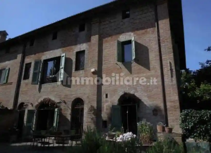 Casa indipendente in vendita a Casalecchio di Reno