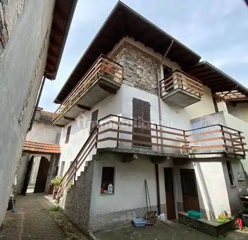 Villa in vendita a Madonna del Sasso