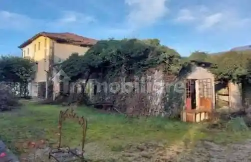 Casa indipendente in vendita a Loria