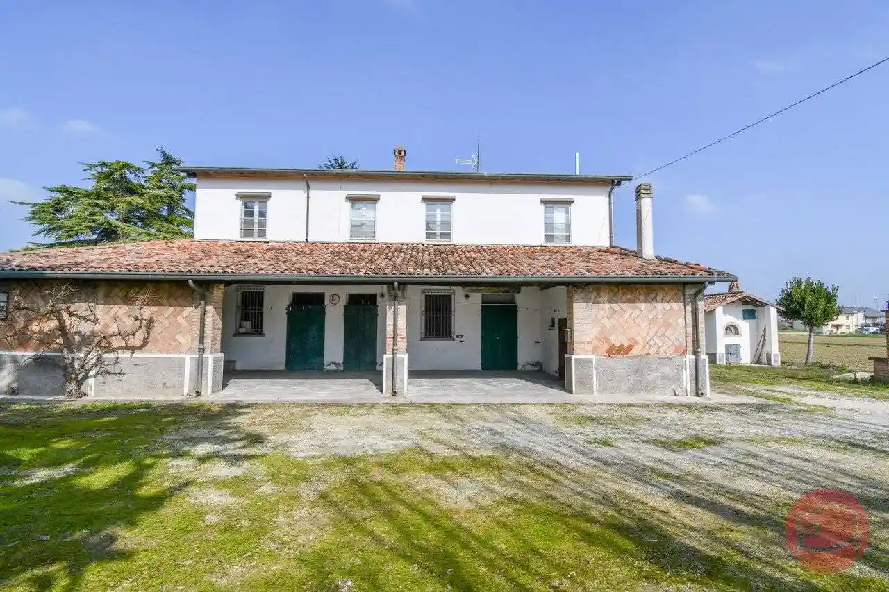 Casa indipendente in vendita a Cesena