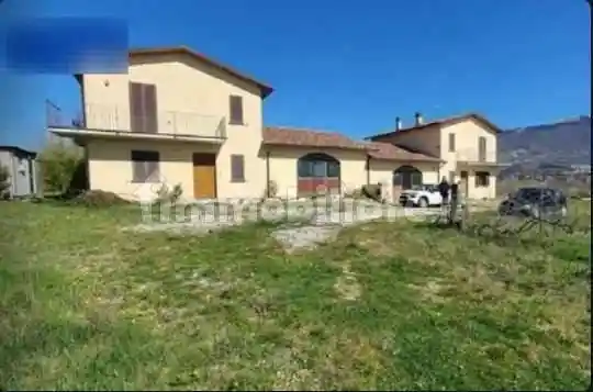 Villa in vendita a Gualdo Tadino