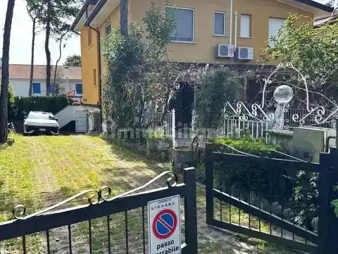 Villa in vendita a Lignano Sabbiadoro