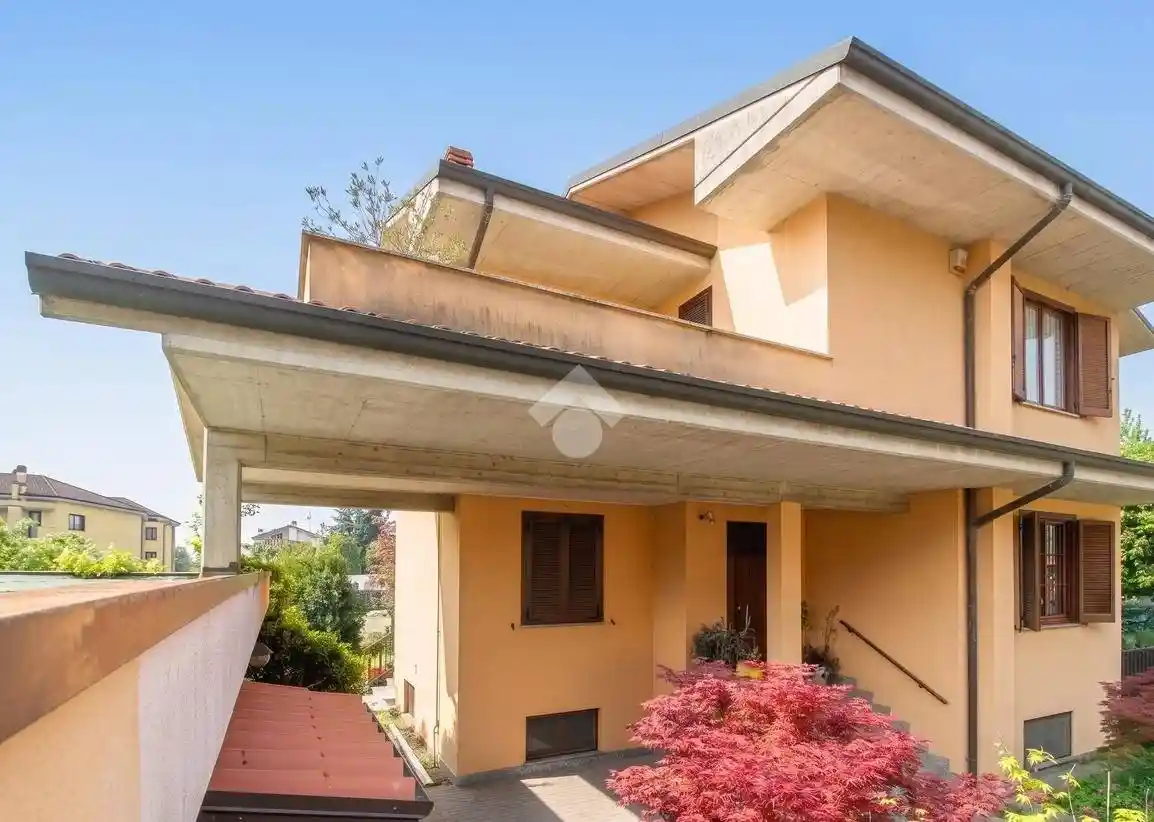Villa in vendita a Agrate Brianza