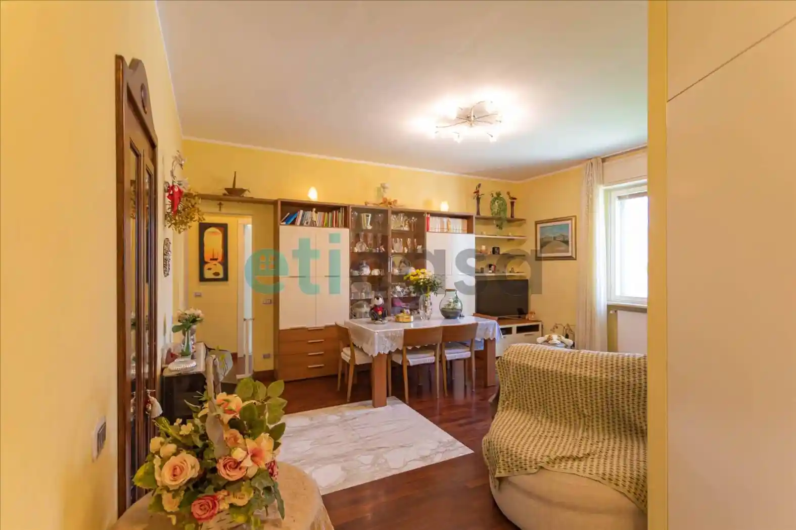Appartamento in vendita a Piacenza
