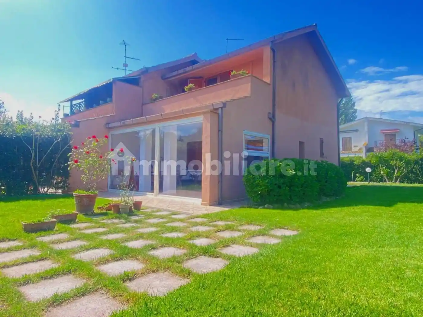 Villa in vendita a Tarquinia