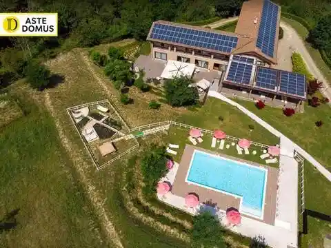 Villa in vendita a Montechiaro d'Acqui
