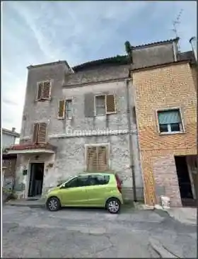 Appartamento in vendita a Sezze