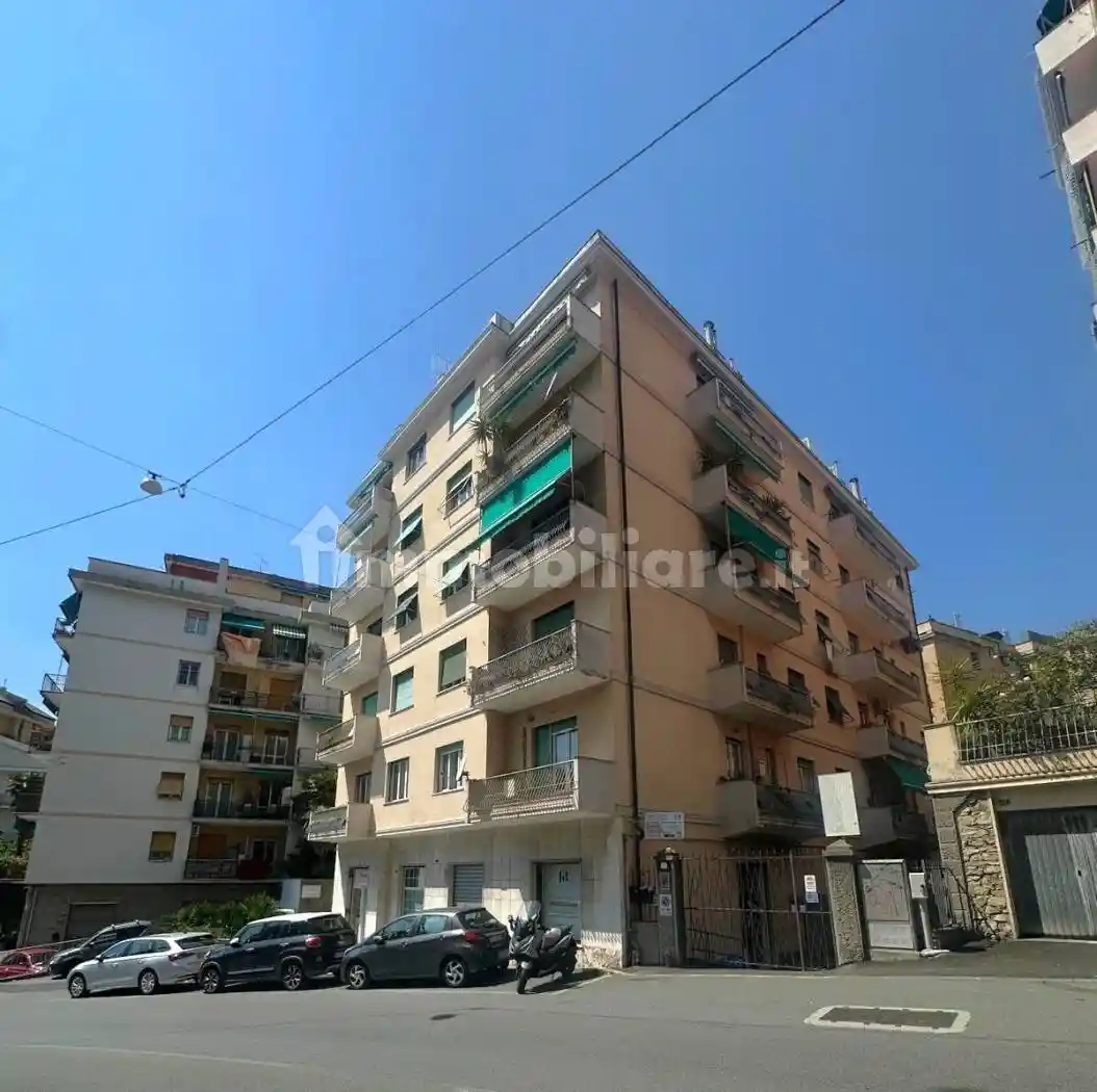 Appartamento in vendita a Genova