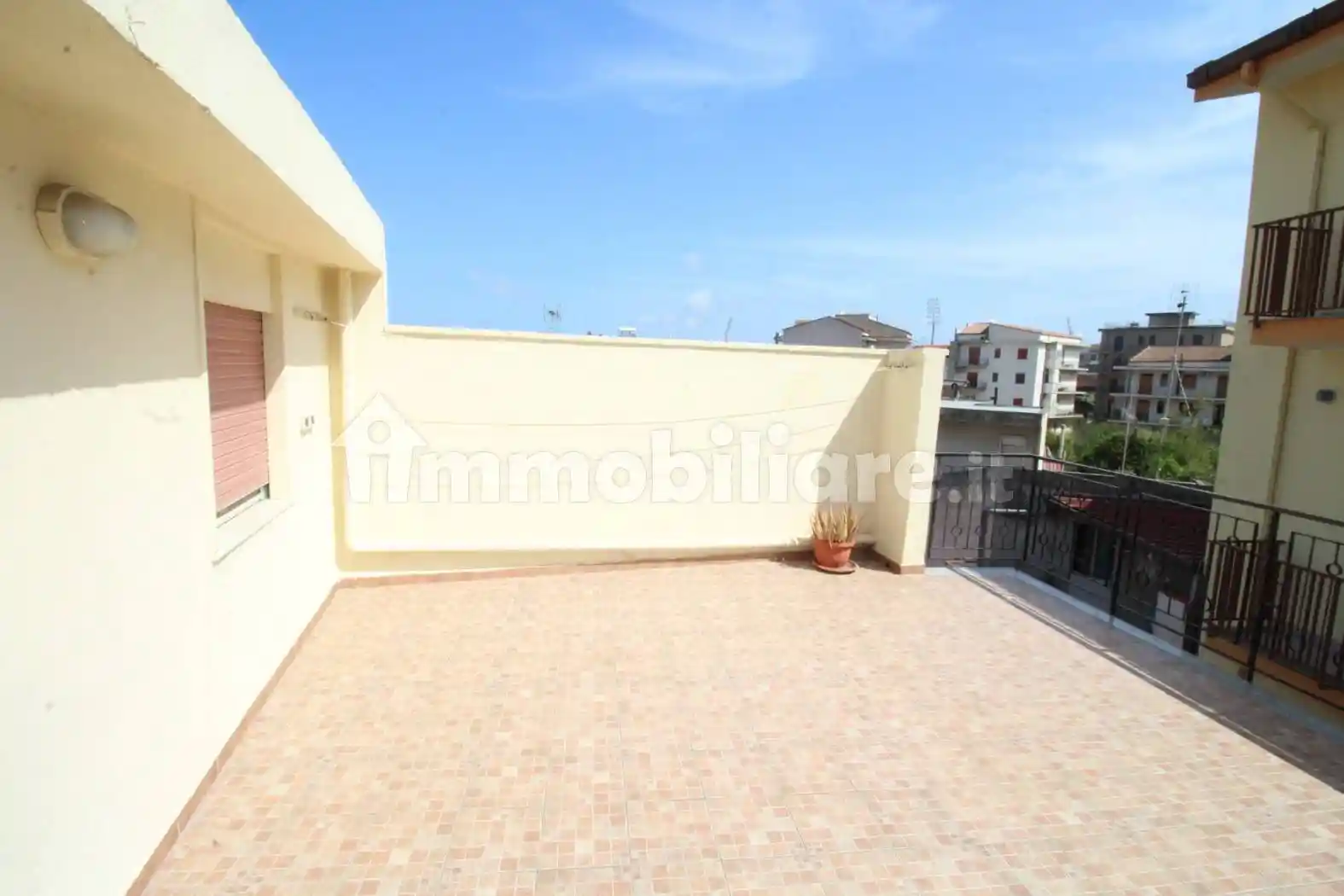 Appartamento in vendita a Barcellona Pozzo di Gotto