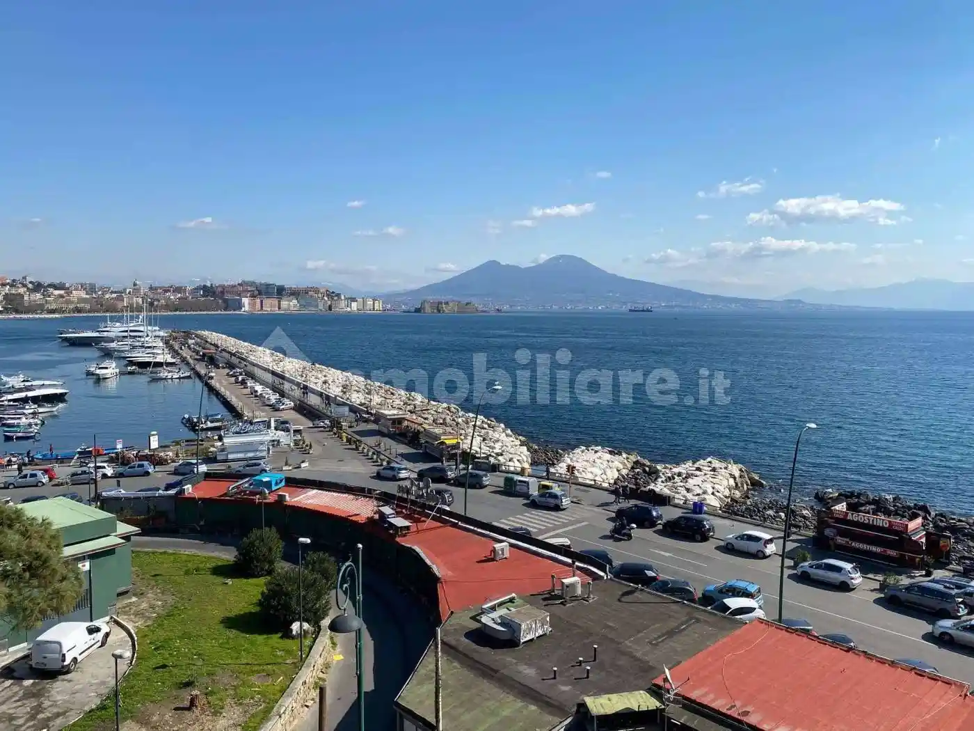 Appartamento in affitto a Napoli
