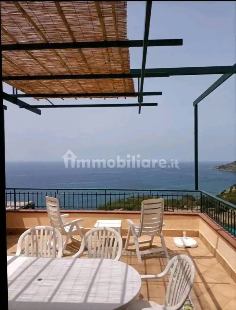 Appartamento in vendita a Pollica