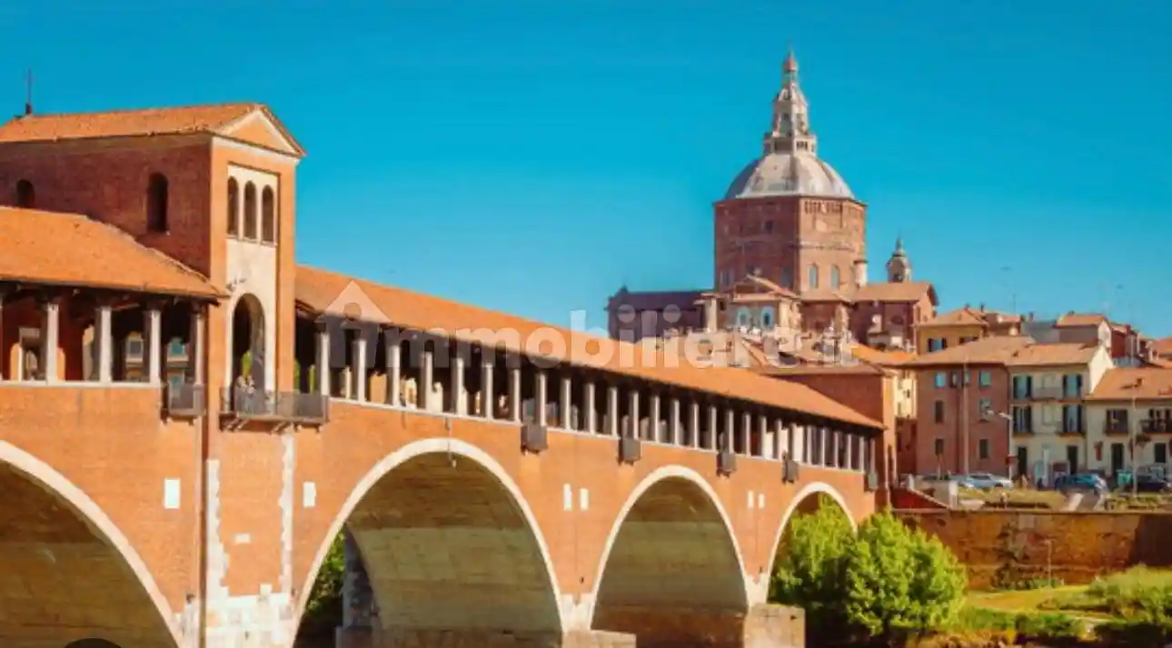 Appartamento in vendita a Pavia