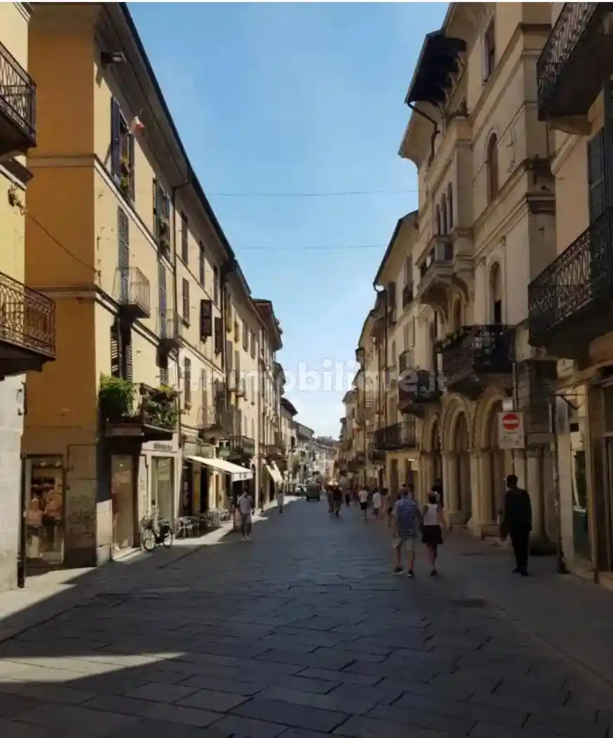 Appartamento in vendita a Pavia