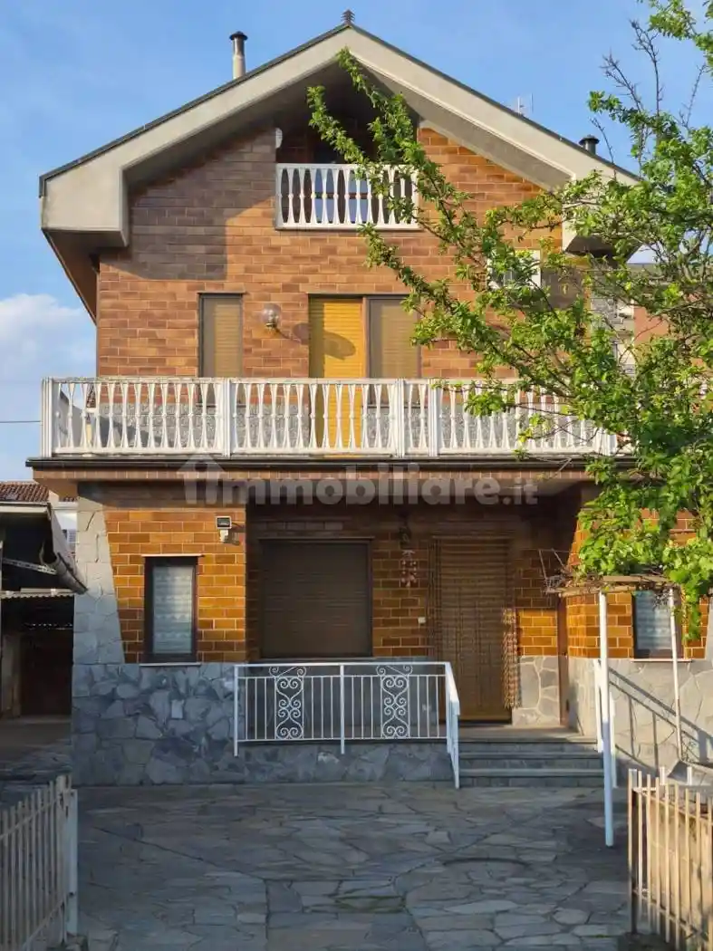 Casa indipendente in vendita a Beinasco