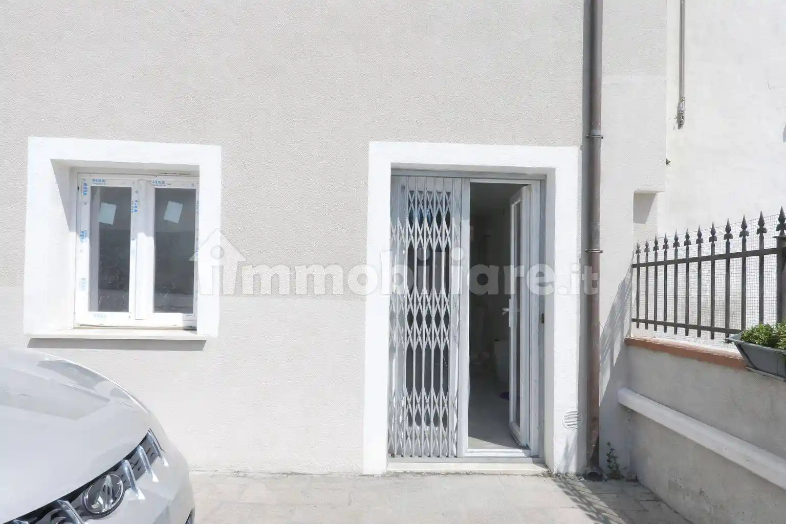 Casa indipendente in vendita a Cascina