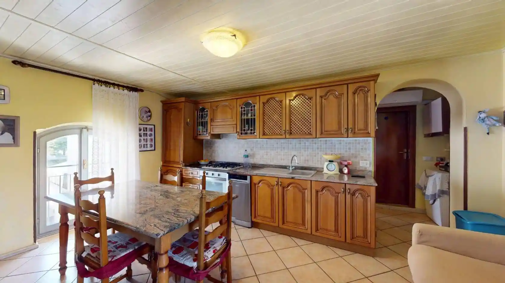 Appartamento in vendita a Verano Brianza