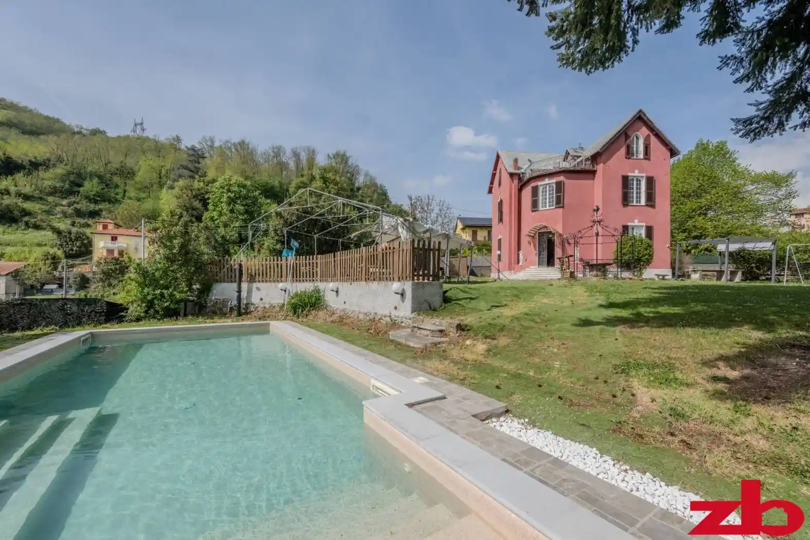 Villa in vendita a Mignanego