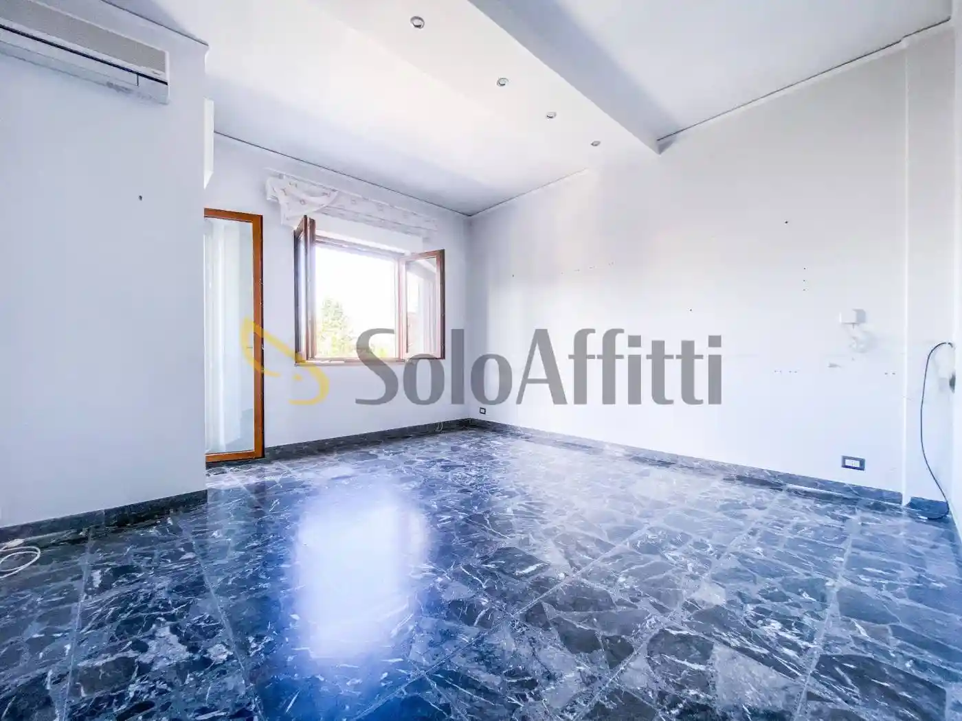 Appartamento in affitto a Napoli