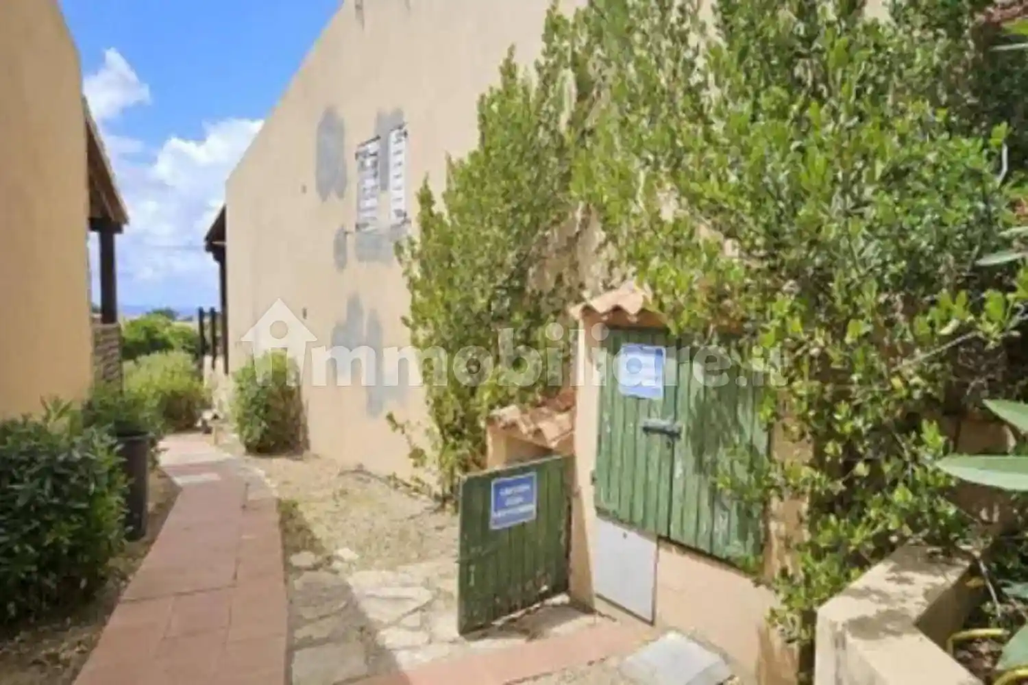 Appartamento in vendita a Trinità d'Agultu e Vignola