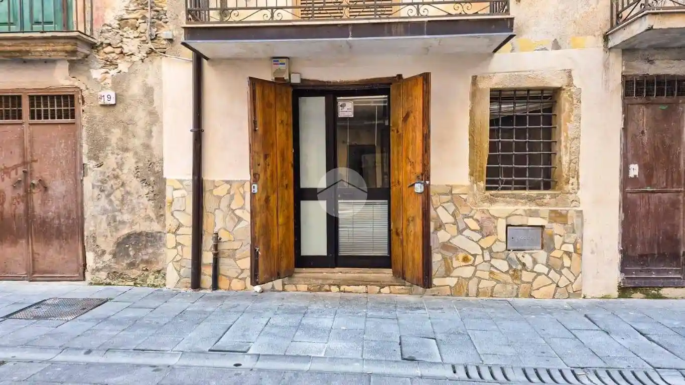 Appartamento in vendita a Paola