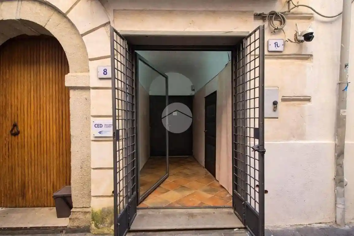 Appartamento in vendita a Paola