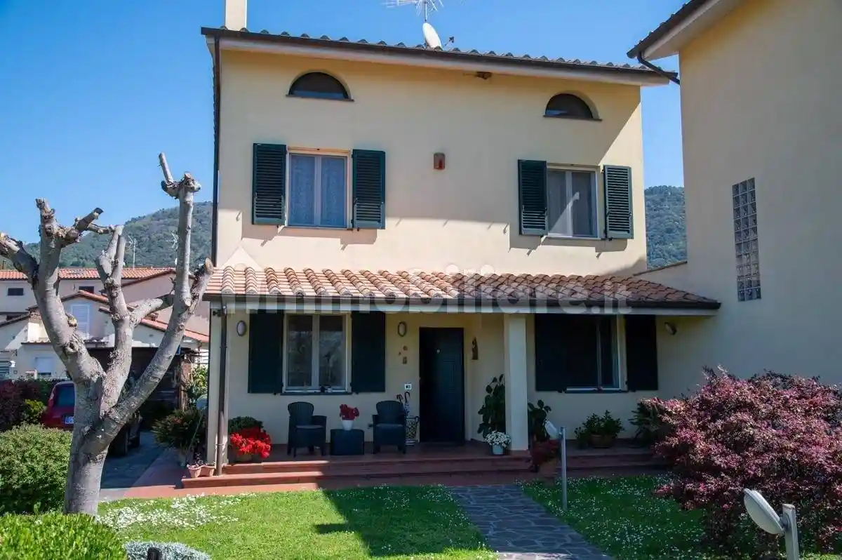 Villa in vendita a San Giuliano Terme