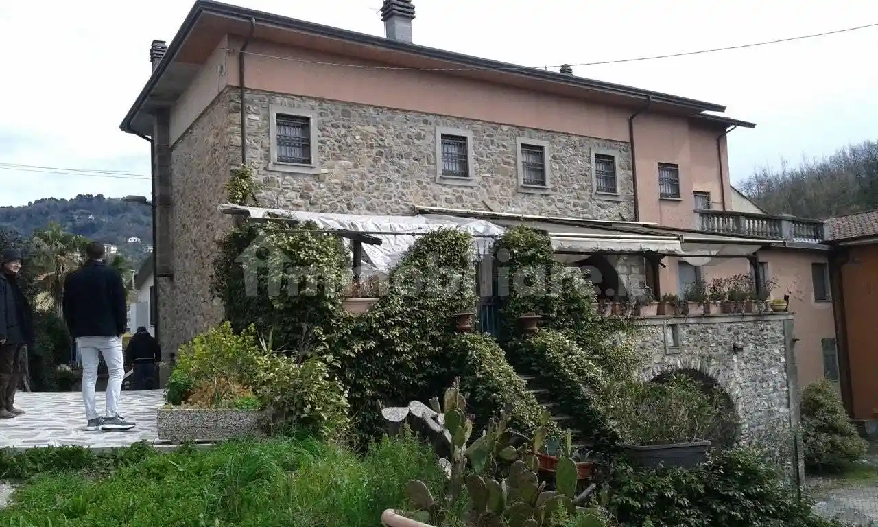 Casa indipendente in vendita a Bolano