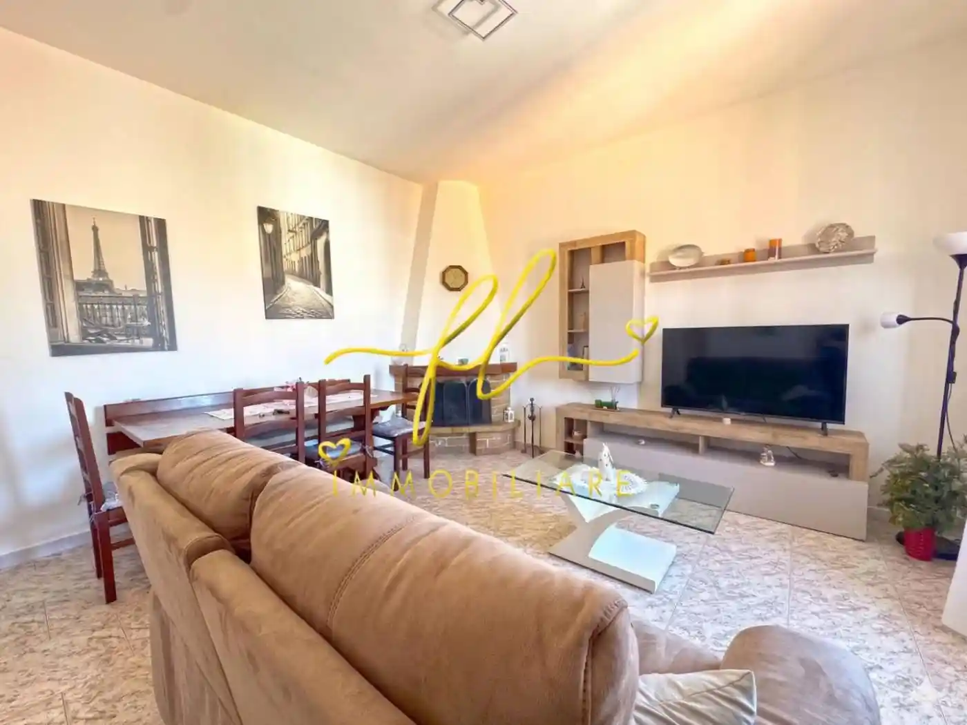 Appartamento in vendita a Cecina