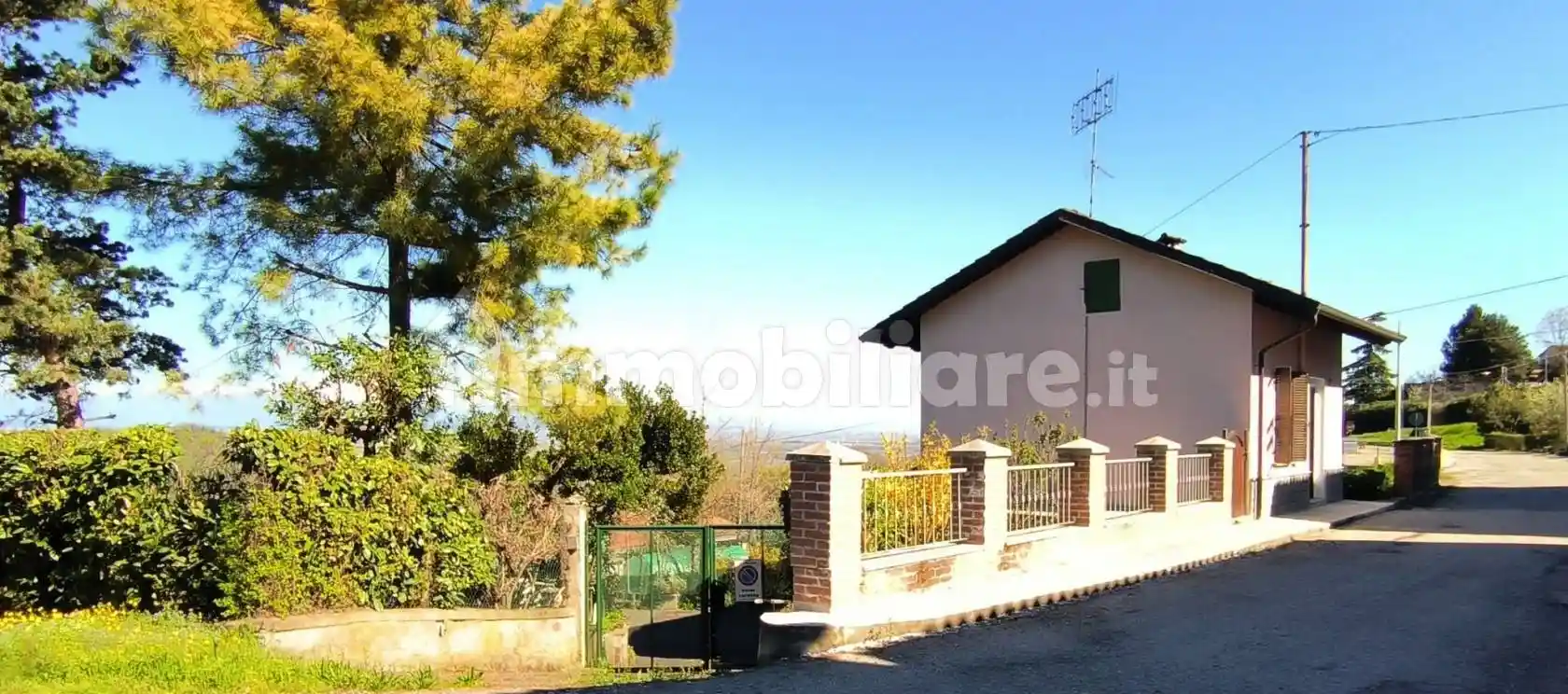 Villa in vendita a Lauriano