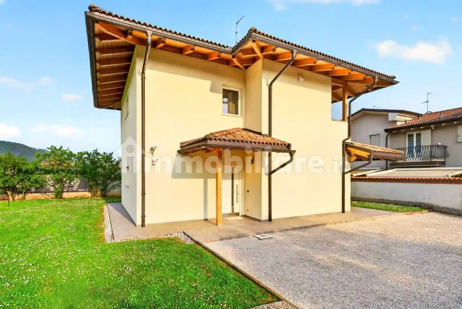 Villa - foto 2