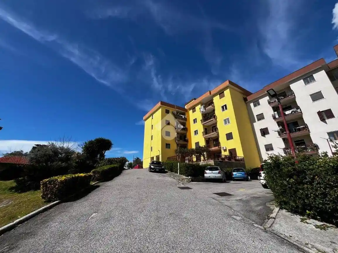 Appartamento in vendita a Pozzuoli